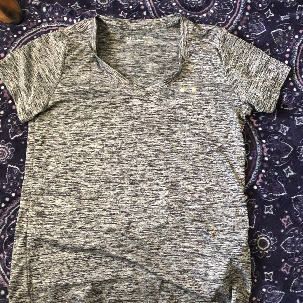Under armor shirt size SM